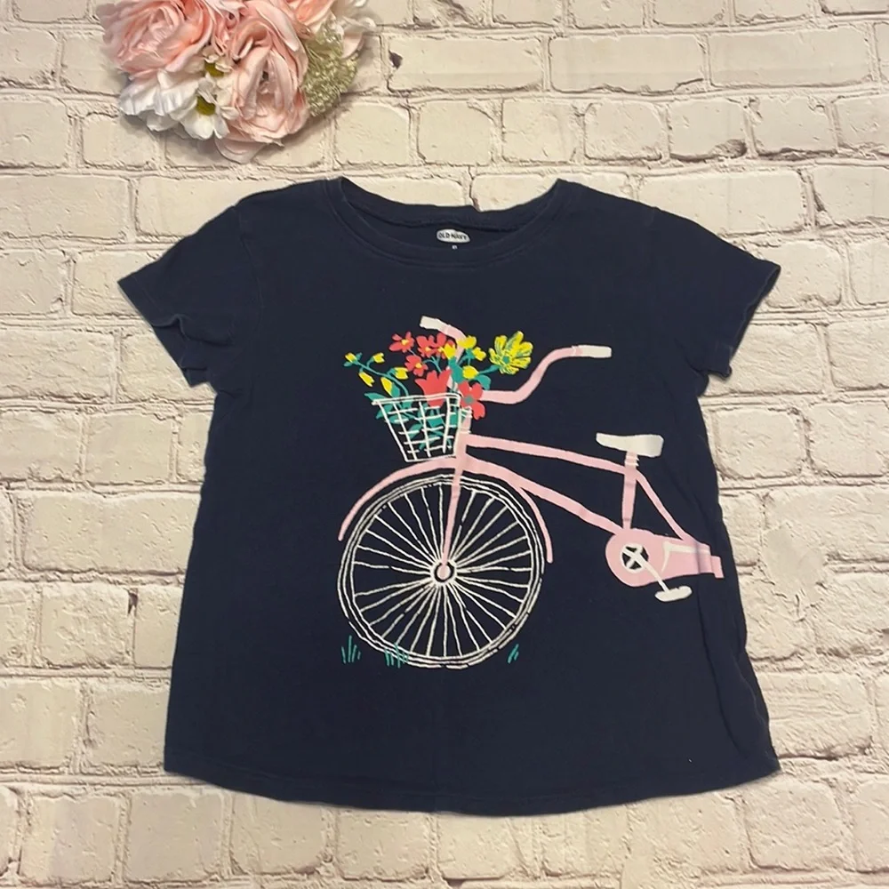 🌸 Old Navy Bicycle Graphic SS Top